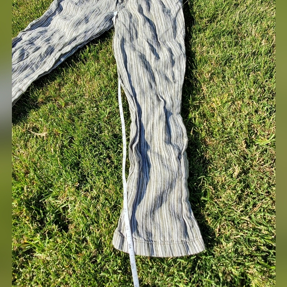 Light Green and Cream Linen Pants by Anthropologie  in Size 25 - Picture 3 of 9